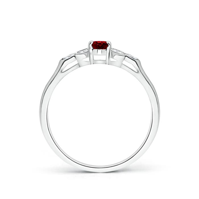 AAAA - Ruby / 0.31 CT / 14 KT White Gold