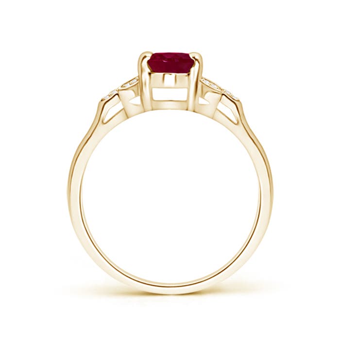 A - Ruby / 1.1 CT / 14 KT Yellow Gold