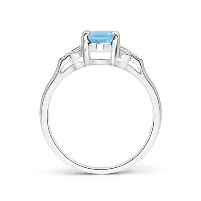 A - Swiss Blue Topaz / 1.05 CT / 14 KT White Gold