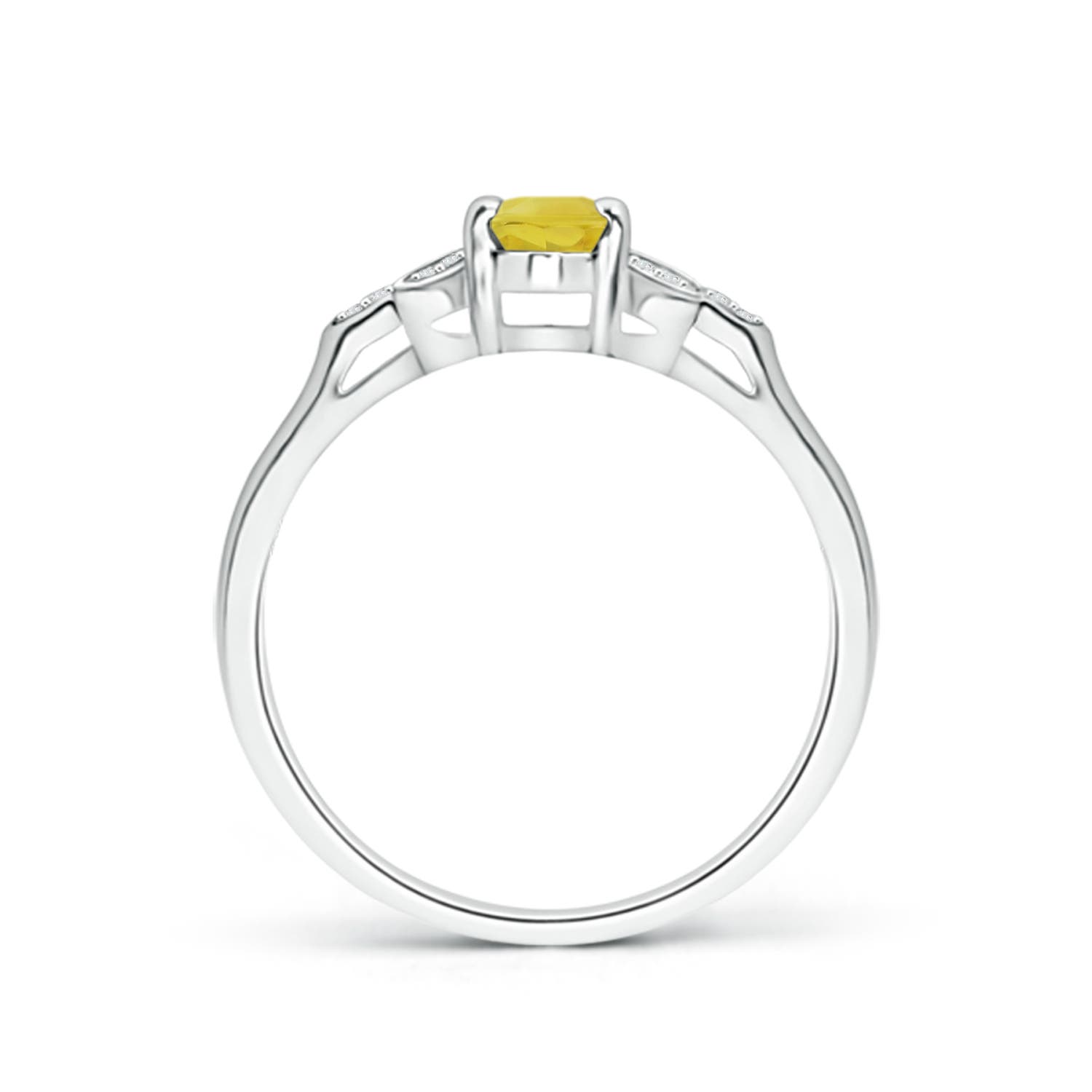 A - Yellow Sapphire / 0.72 CT / 14 KT White Gold