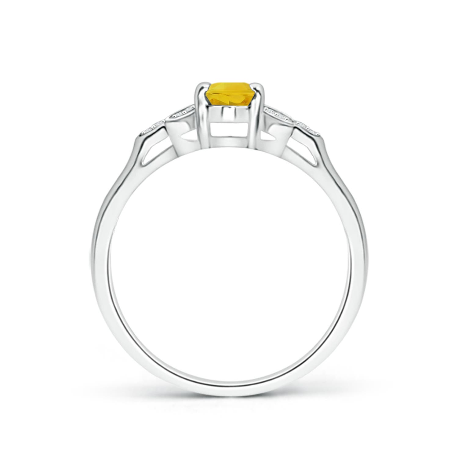 AAA - Yellow Sapphire / 0.72 CT / 14 KT White Gold