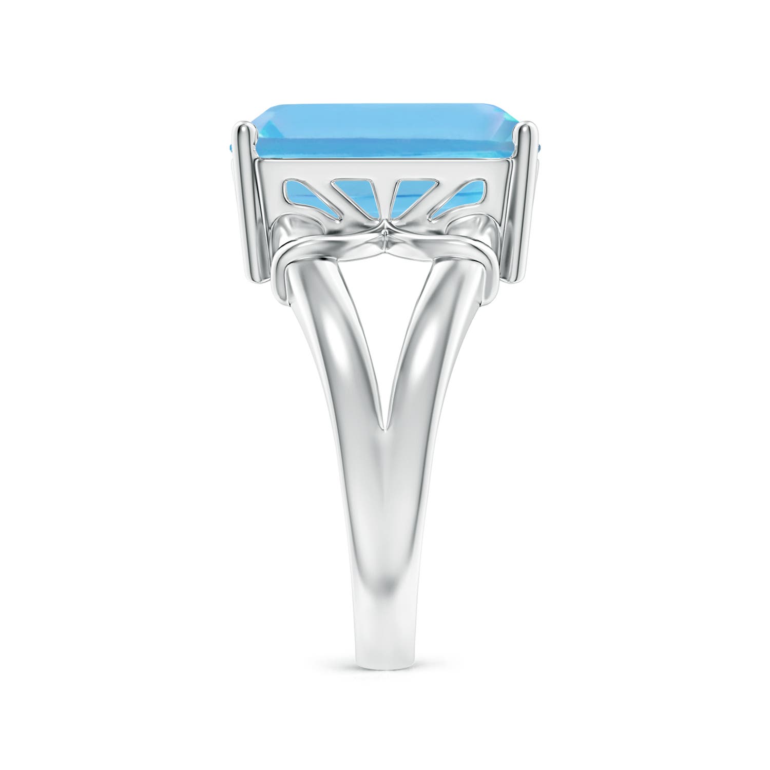 A - Swiss Blue Topaz / 10 CT / 14 KT White Gold