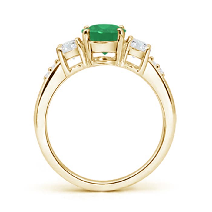 A - Emerald / 1.08 CT / 14 KT Yellow Gold