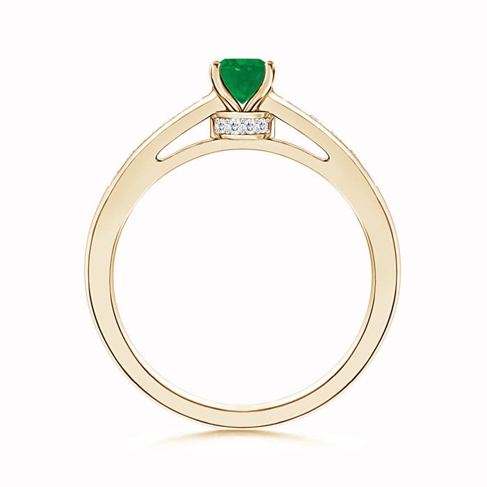 AA - Emerald / 0.58 CT / 14 KT Yellow Gold