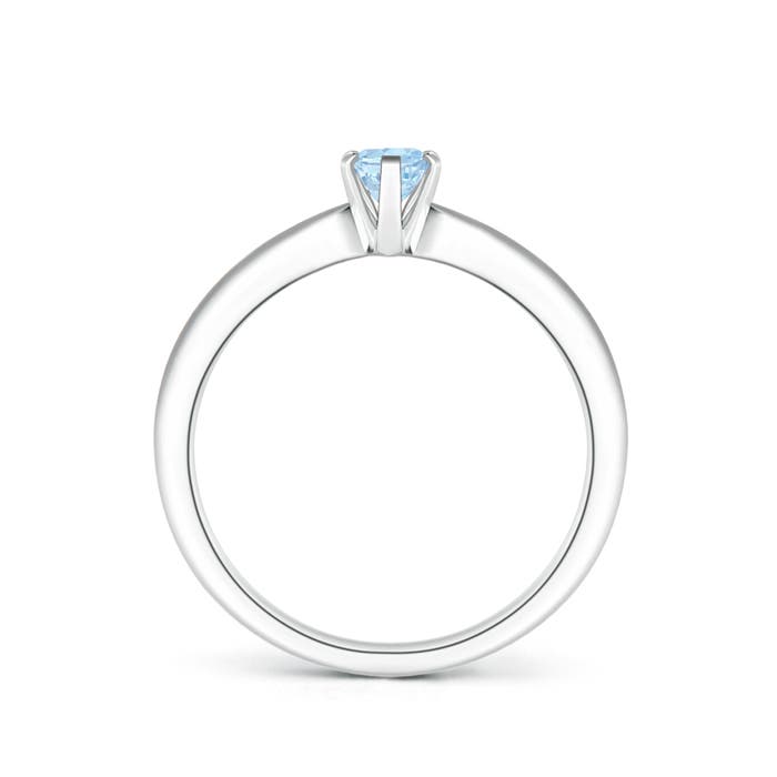 AA - Aquamarine / 0.4 CT / 14 KT White Gold