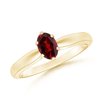 6x4mm AAAA Tapered Shank Oval Solitaire Garnet Ring in Yellow Gold