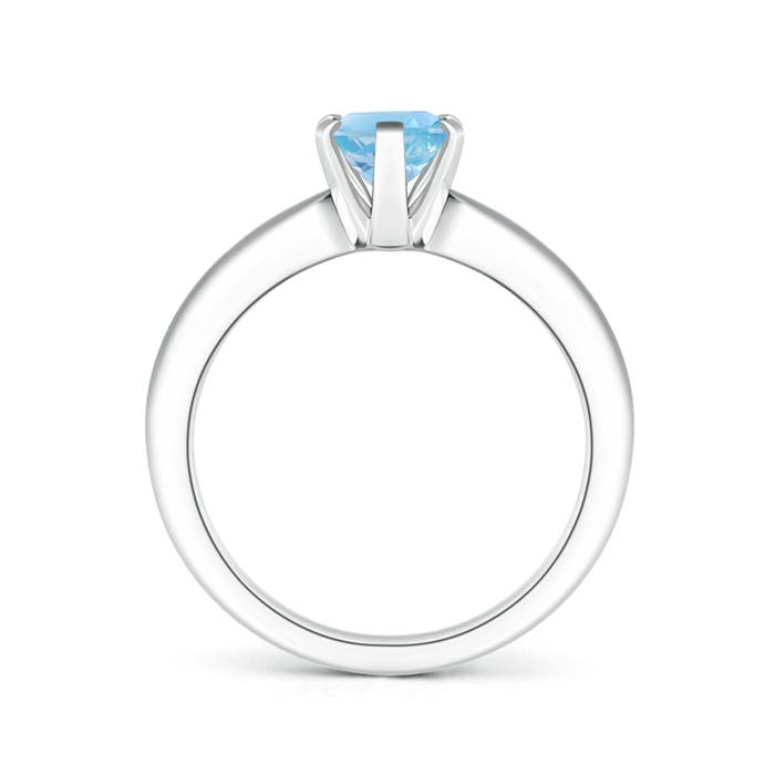 A - Swiss Blue Topaz / 1.5 CT / 14 KT White Gold