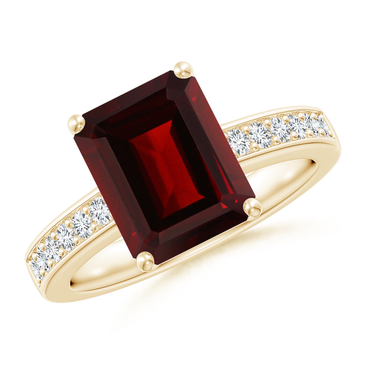 AA - Garnet / 4.17 CT / 14 KT Yellow Gold