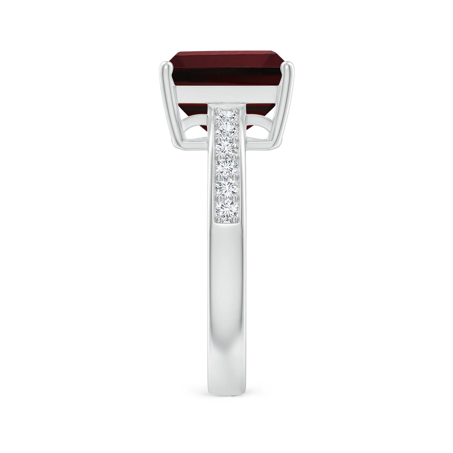 AAA - Garnet / 4.17 CT / 14 KT White Gold