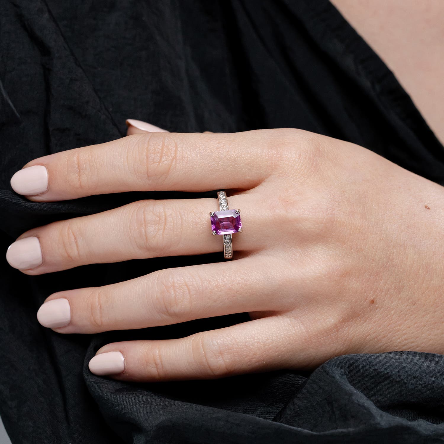 SR0149PS lifestyle image - lifestyle 5