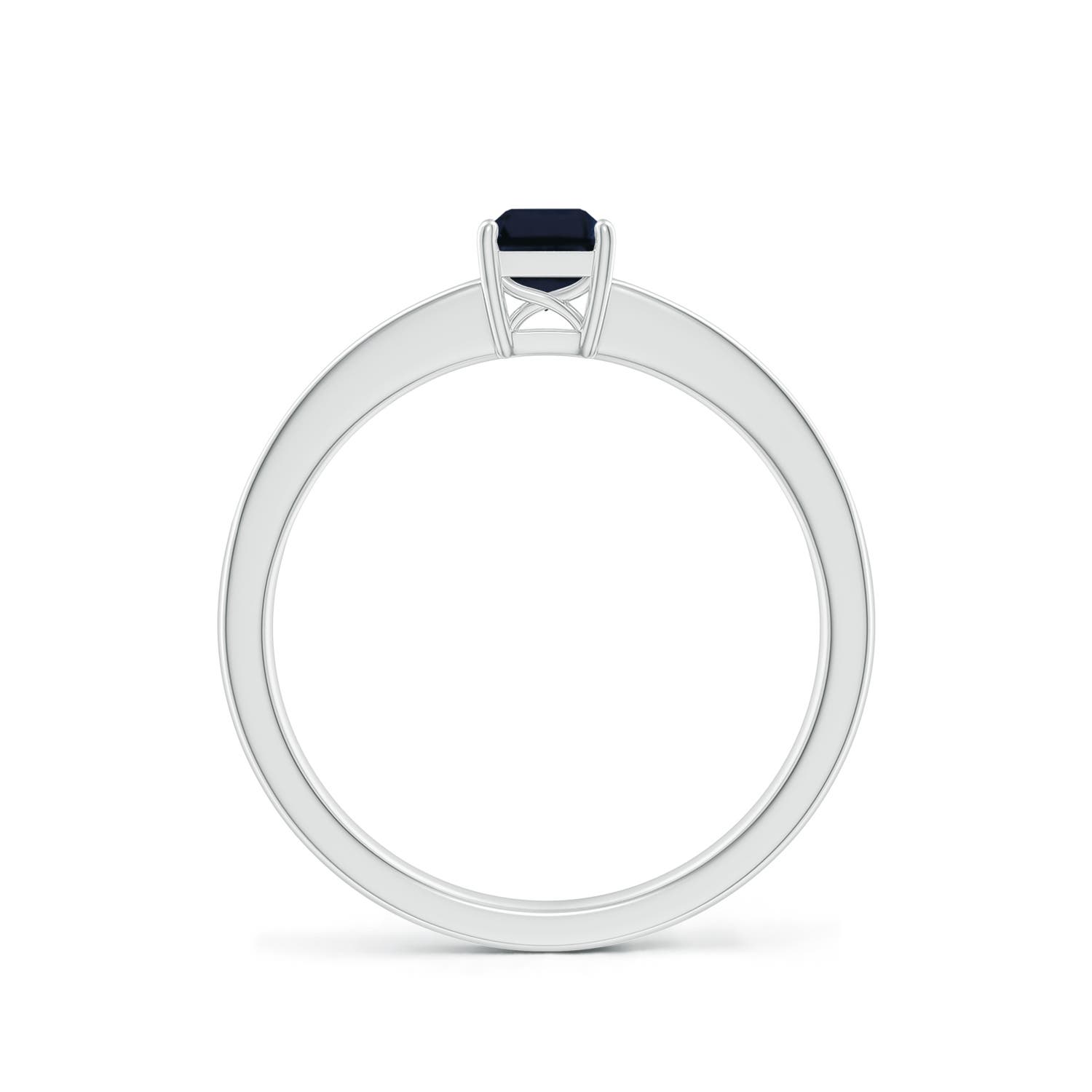 A - Blue Sapphire / 0.76 CT / 14 KT White Gold