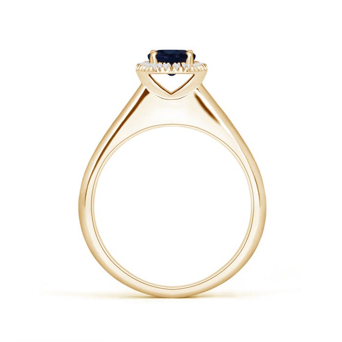 A - Blue Sapphire / 0.68 CT / 14 KT Yellow Gold