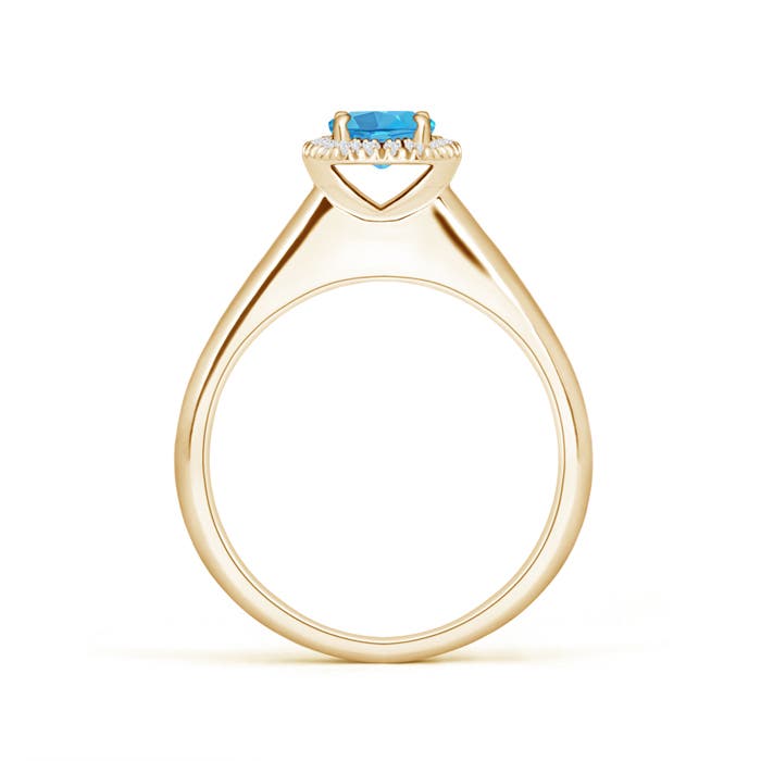 AA - Swiss Blue Topaz / 0.68 CT / 14 KT Yellow Gold