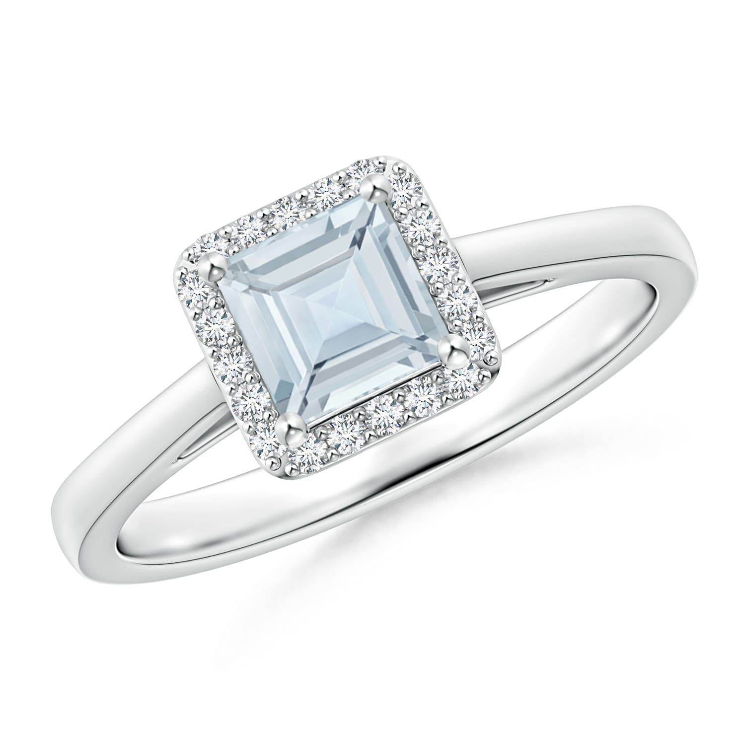 A - Aquamarine / 0.67 CT / 14 KT White Gold