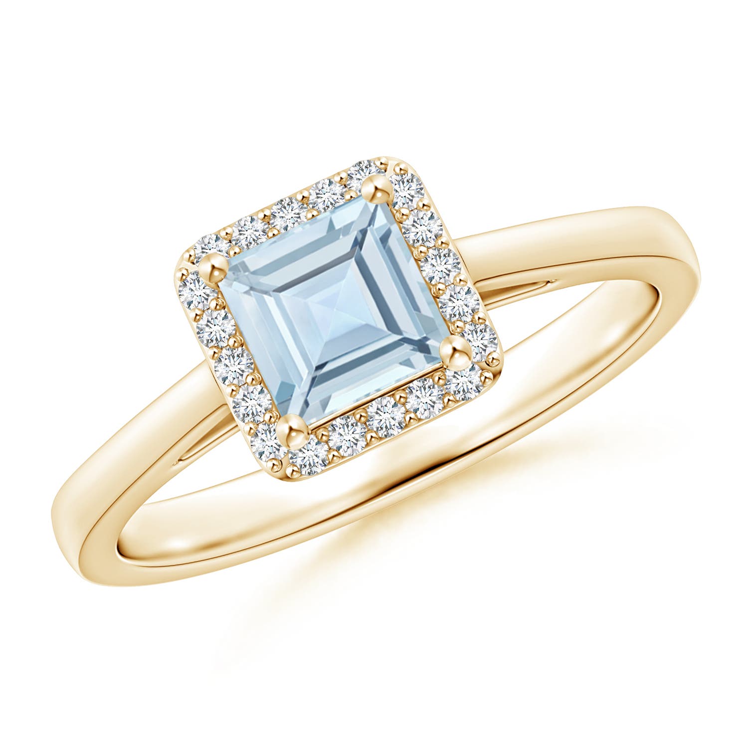 AA - Aquamarine / 0.67 CT / 14 KT Yellow Gold