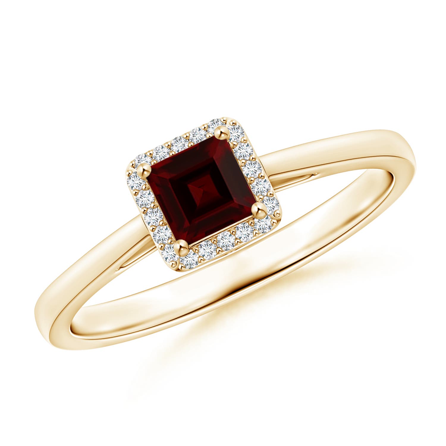 AA - Garnet / 0.41 CT / 14 KT Yellow Gold