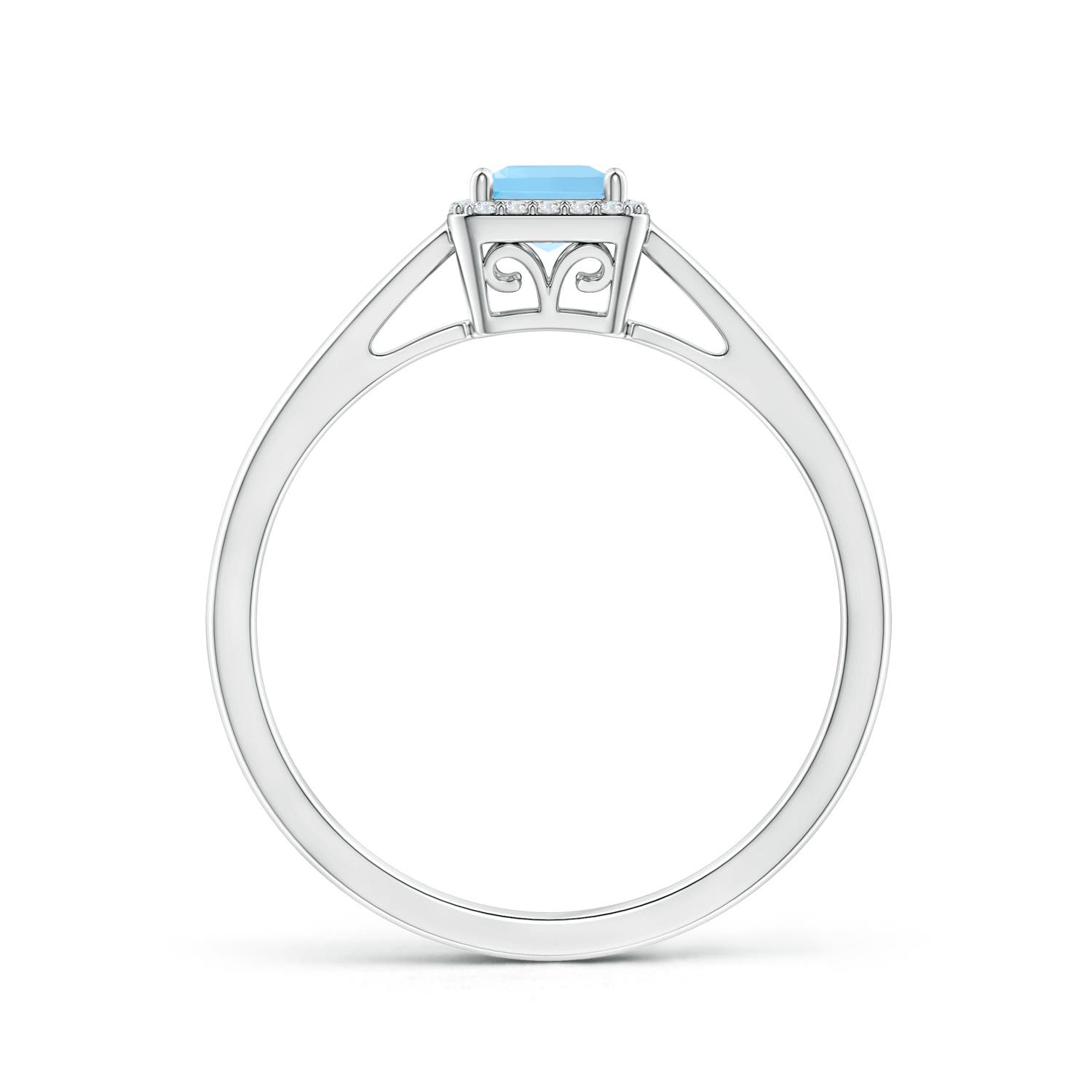 A - Swiss Blue Topaz / 0.5 CT / 14 KT White Gold