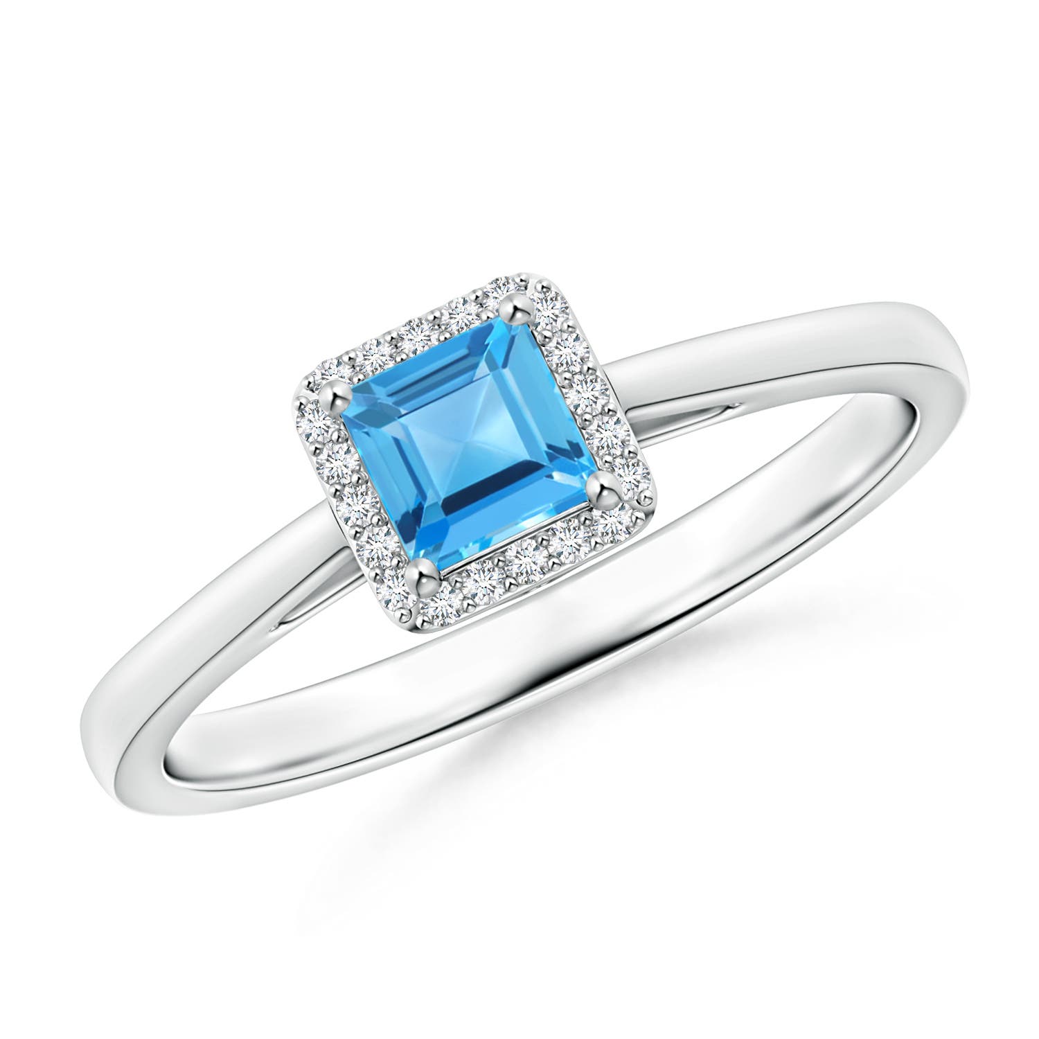 AAA - Swiss Blue Topaz / 0.5 CT / 14 KT White Gold