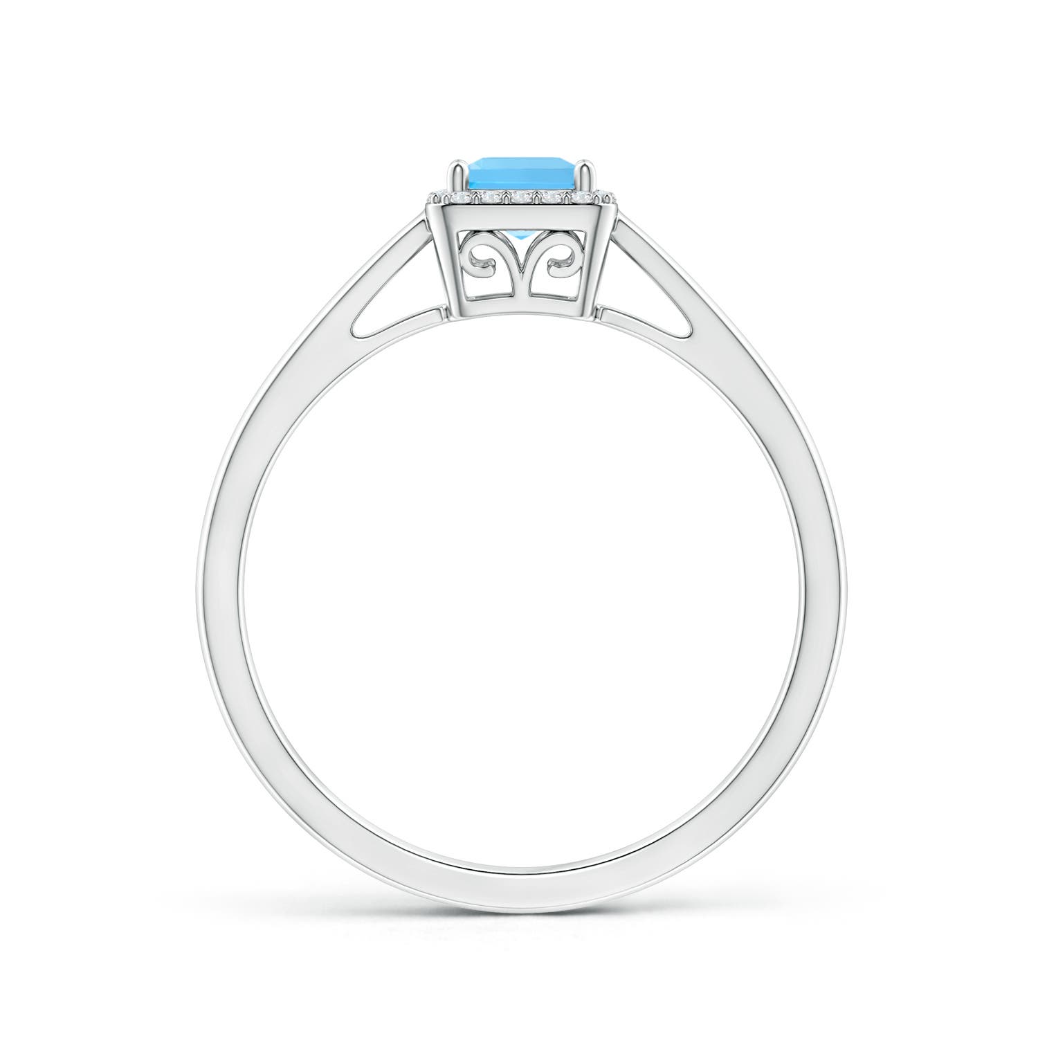 AAA - Swiss Blue Topaz / 0.5 CT / 14 KT White Gold