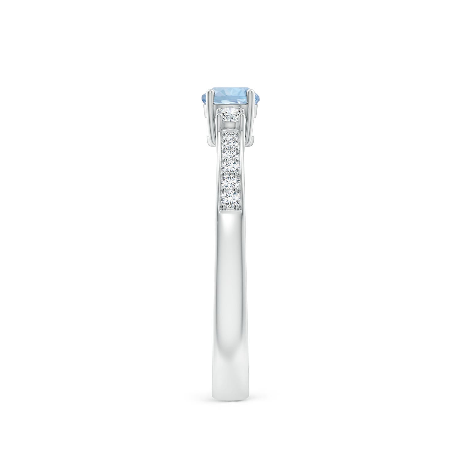 AA - Aquamarine / 0.33 CT / 14 KT White Gold