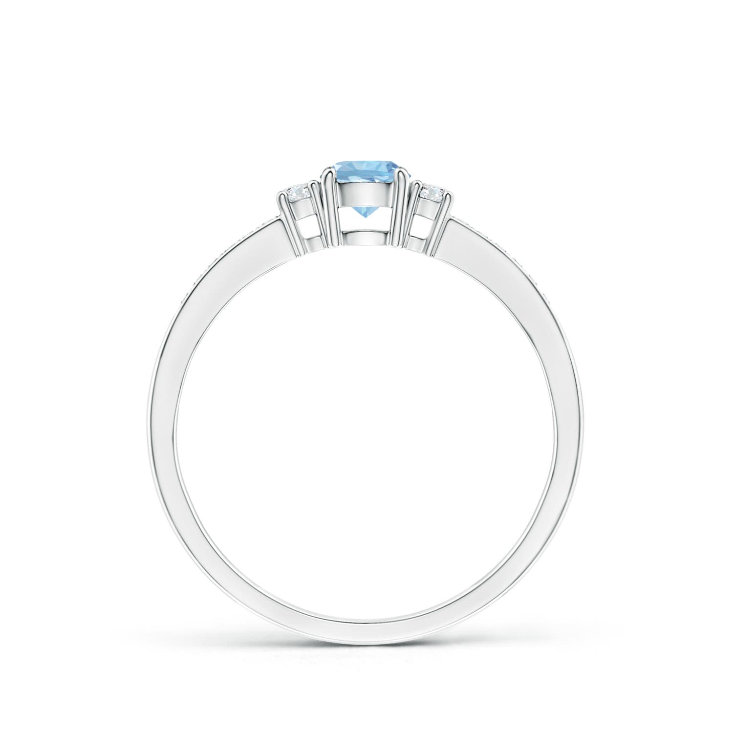 AAA - Aquamarine / 0.33 CT / 14 KT White Gold