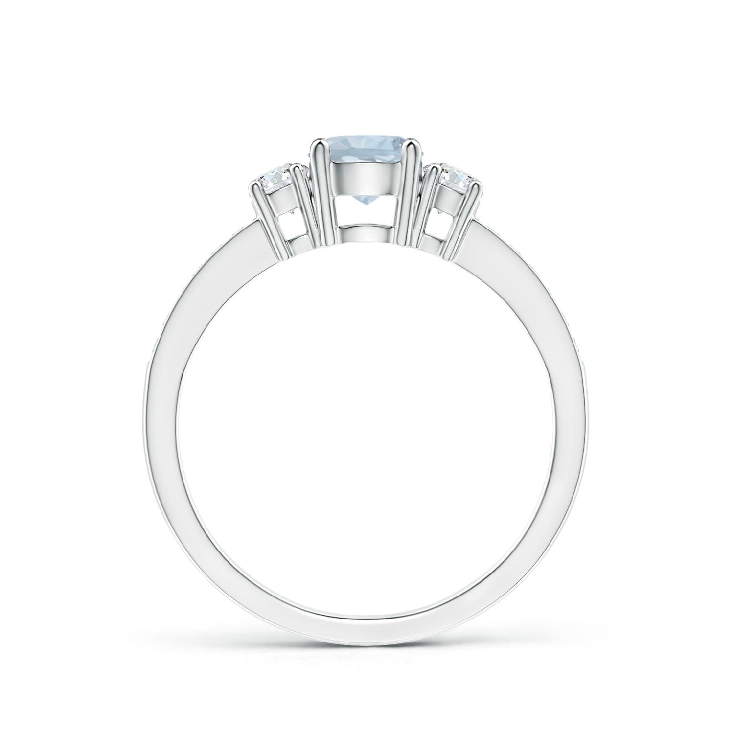 A - Aquamarine / 0.61 CT / 14 KT White Gold