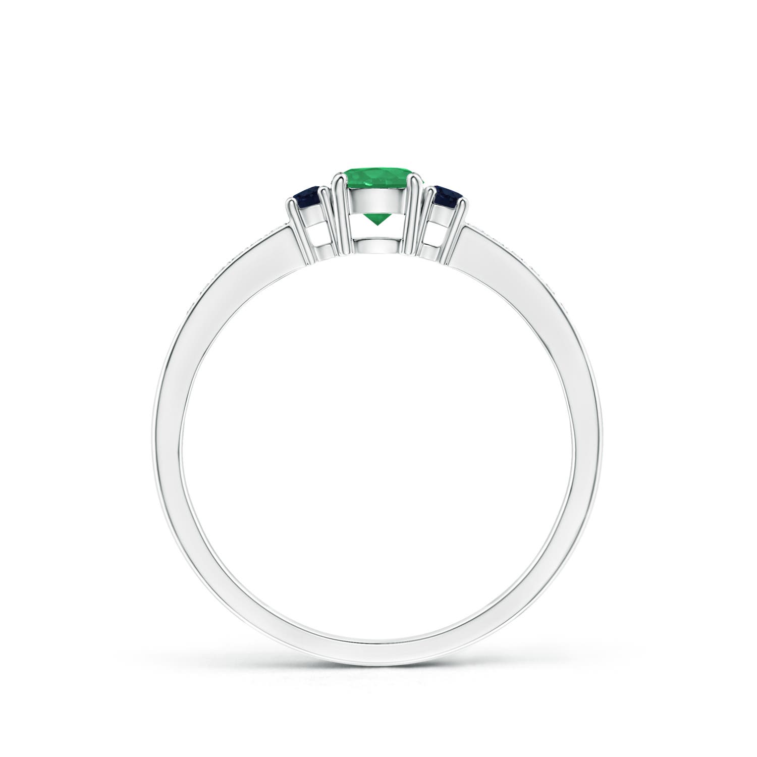 A - Emerald / 0.4 CT / 14 KT White Gold