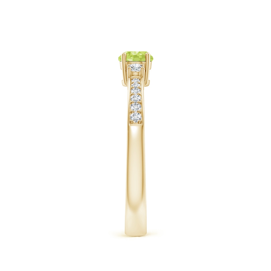 4mm A Classic Three Stone Peridot and Diamond Ring in Yellow Gold side-2