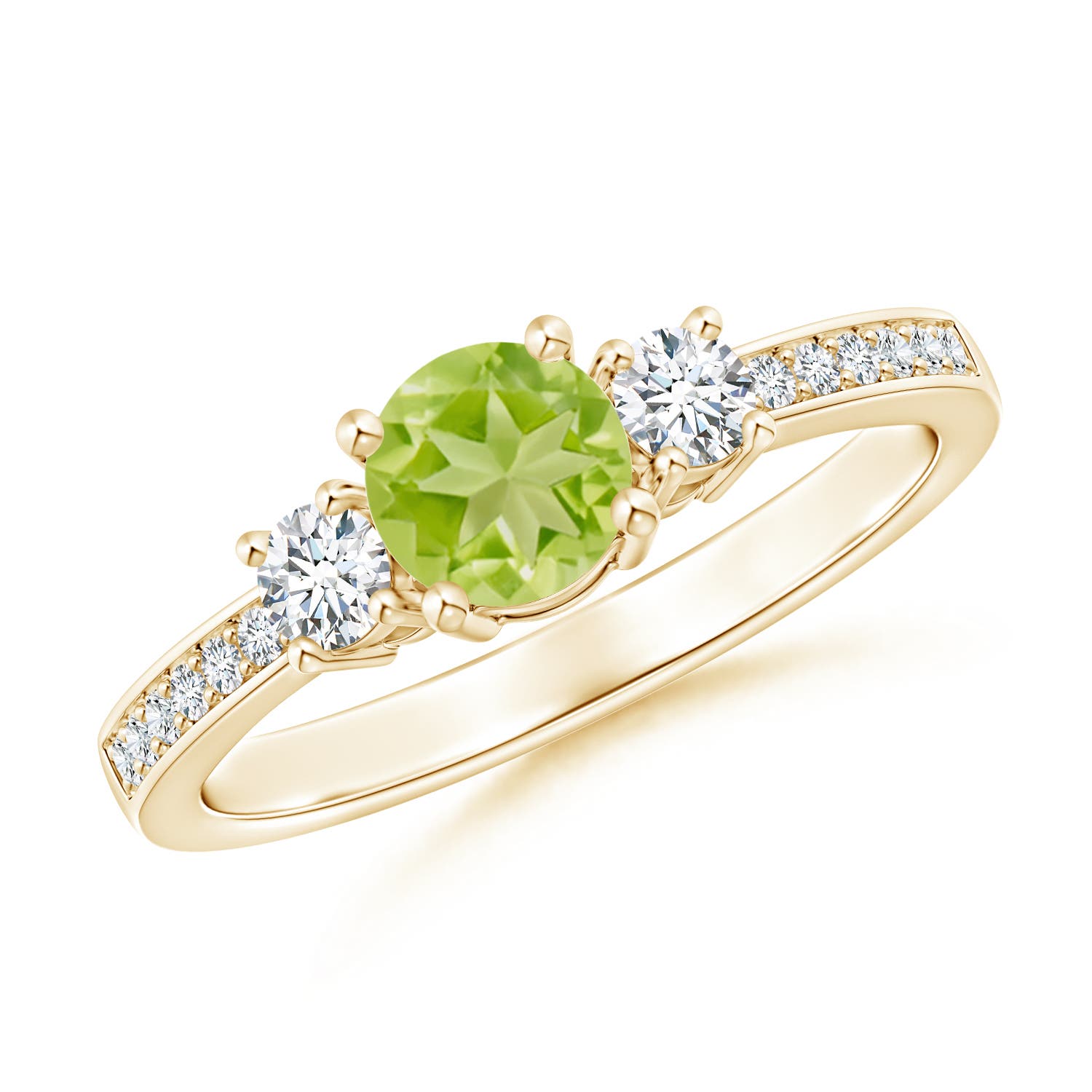 AA - Peridot / 0.76 CT / 14 KT Yellow Gold