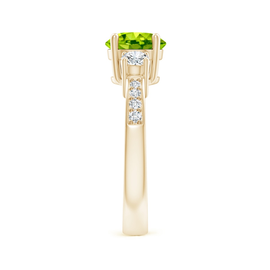 7mm AAA Classic Three Stone Peridot and Diamond Ring in Yellow Gold side-2
