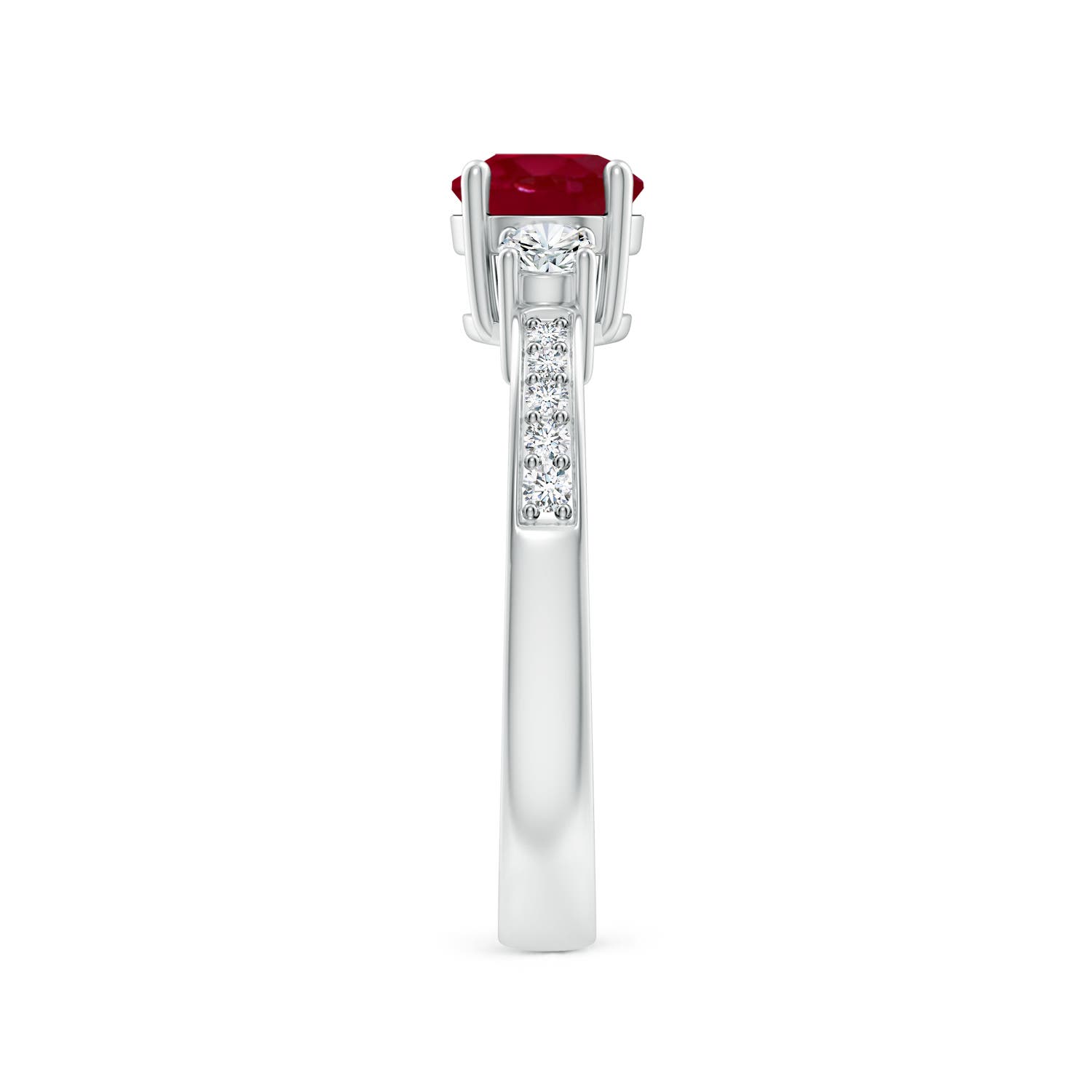 AA - Ruby / 1.31 CT / 14 KT White Gold