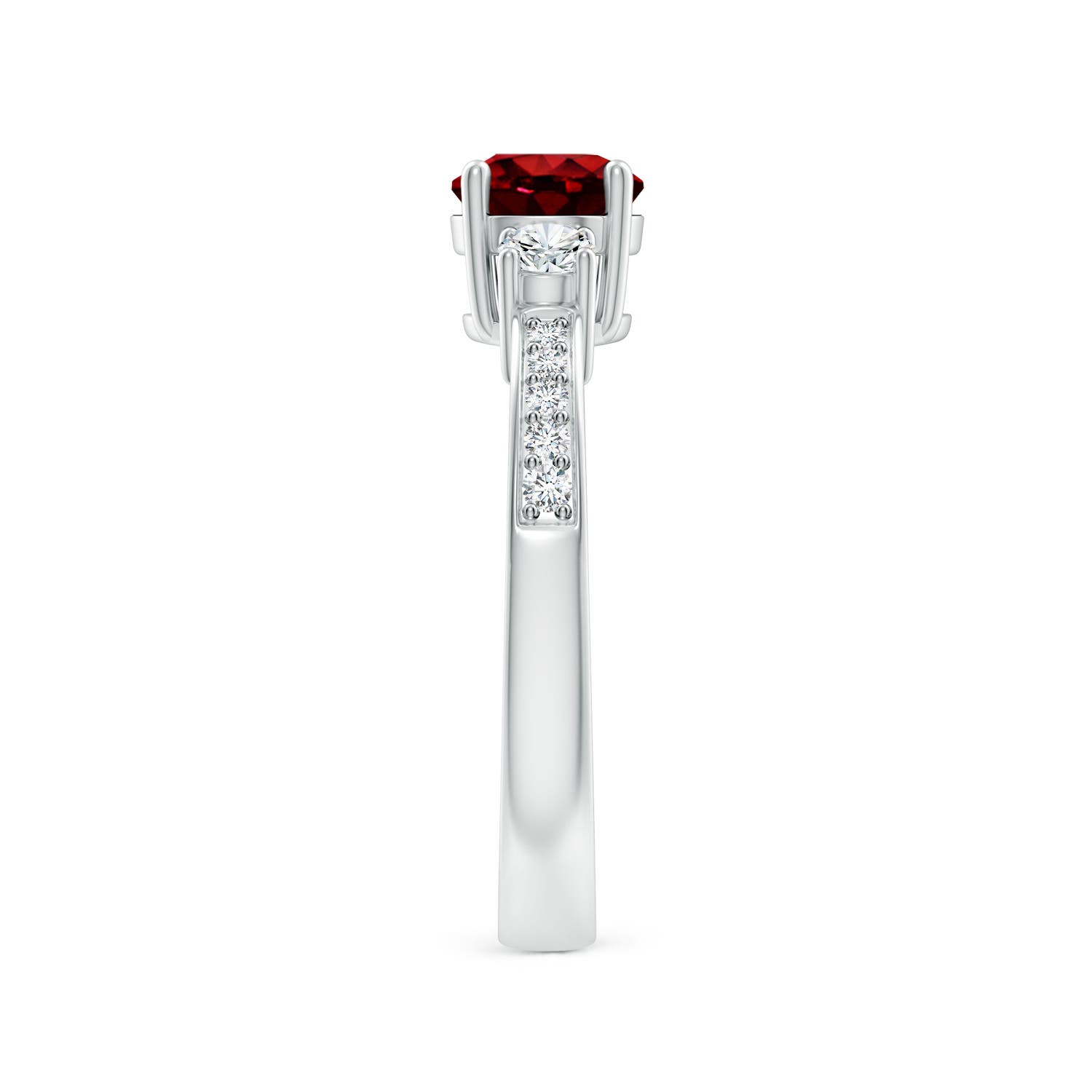 AAAA - Ruby / 1.31 CT / 14 KT White Gold