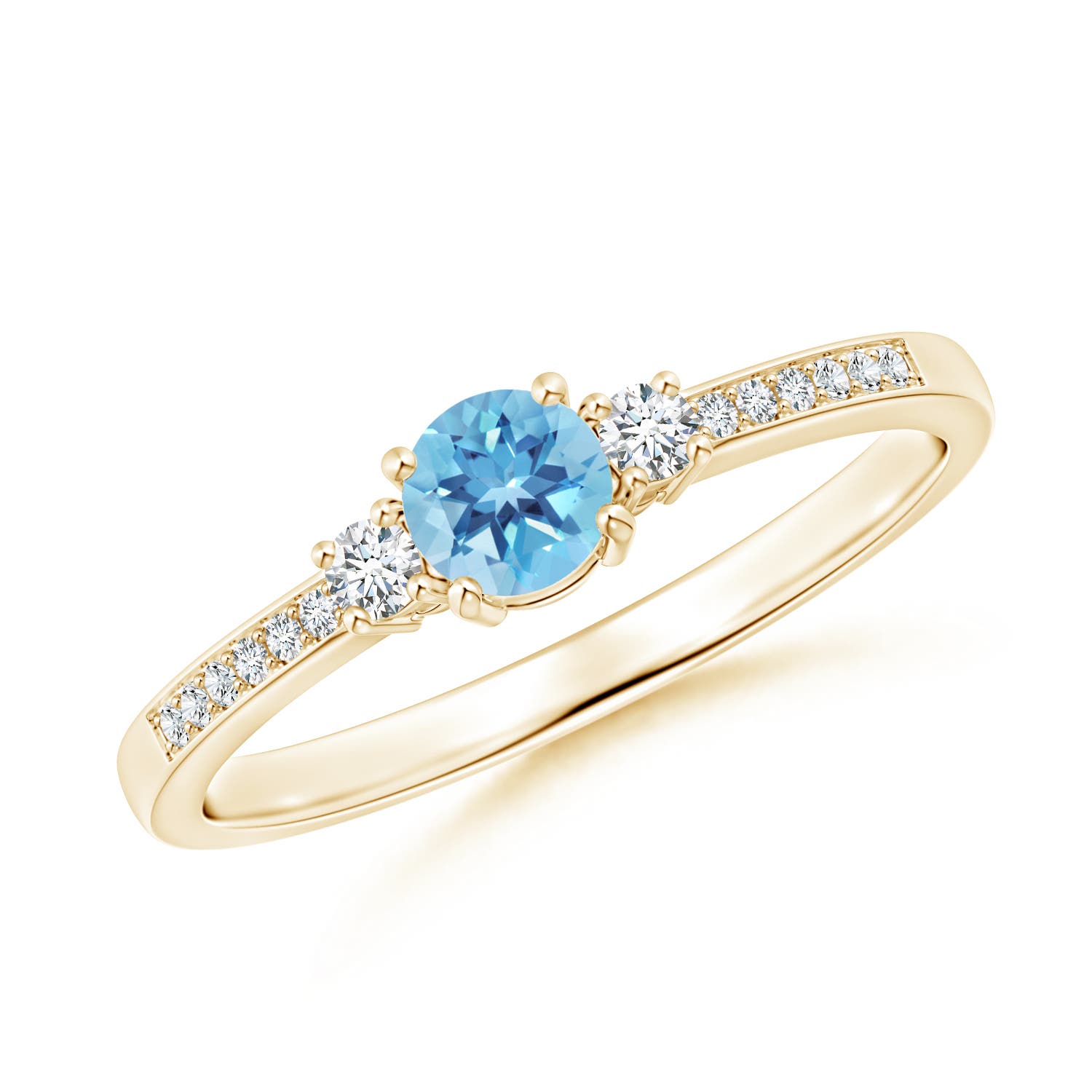 A - Swiss Blue Topaz / 0.45 CT / 14 KT Yellow Gold