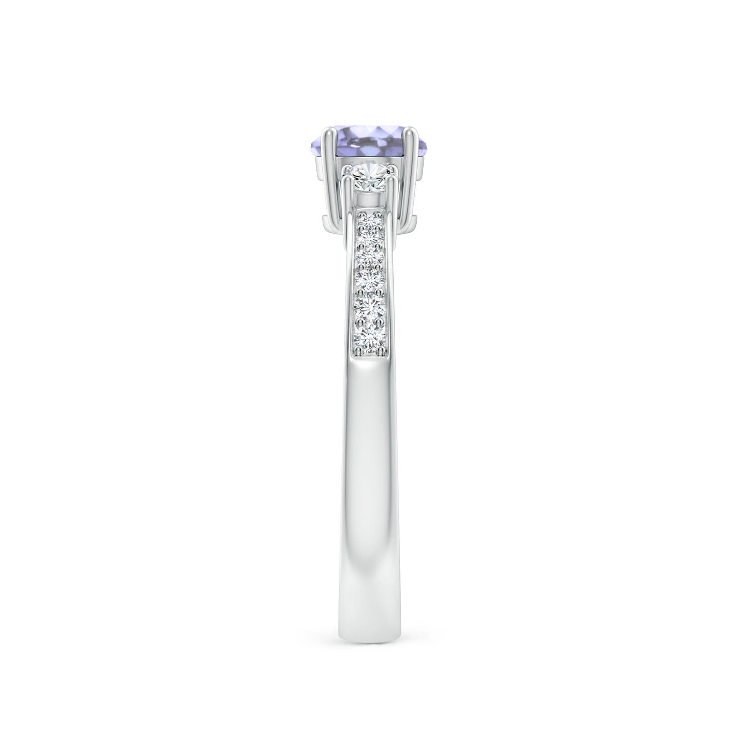 A - Tanzanite / 0.71 CT / 14 KT White Gold