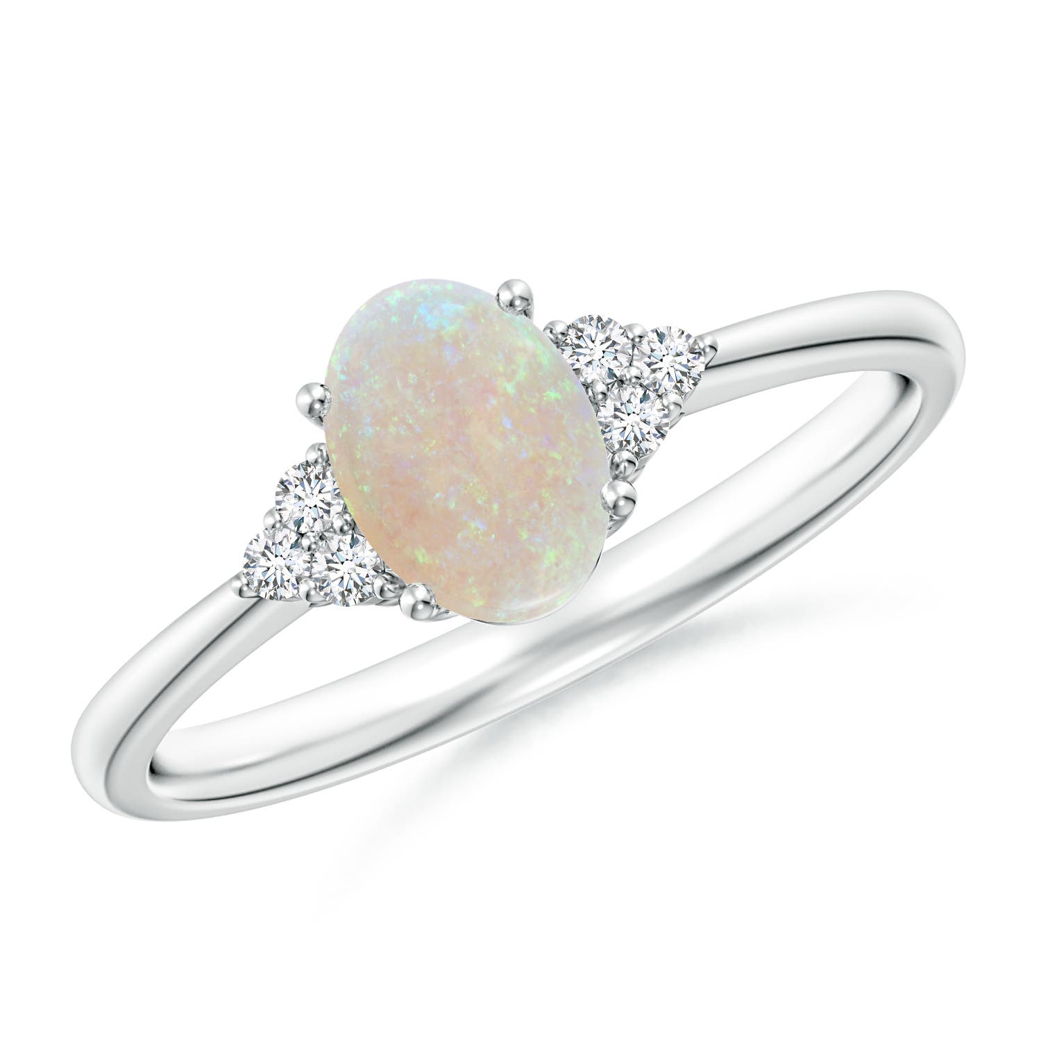 AA - Opal / 0.53 CT / 14 KT White Gold