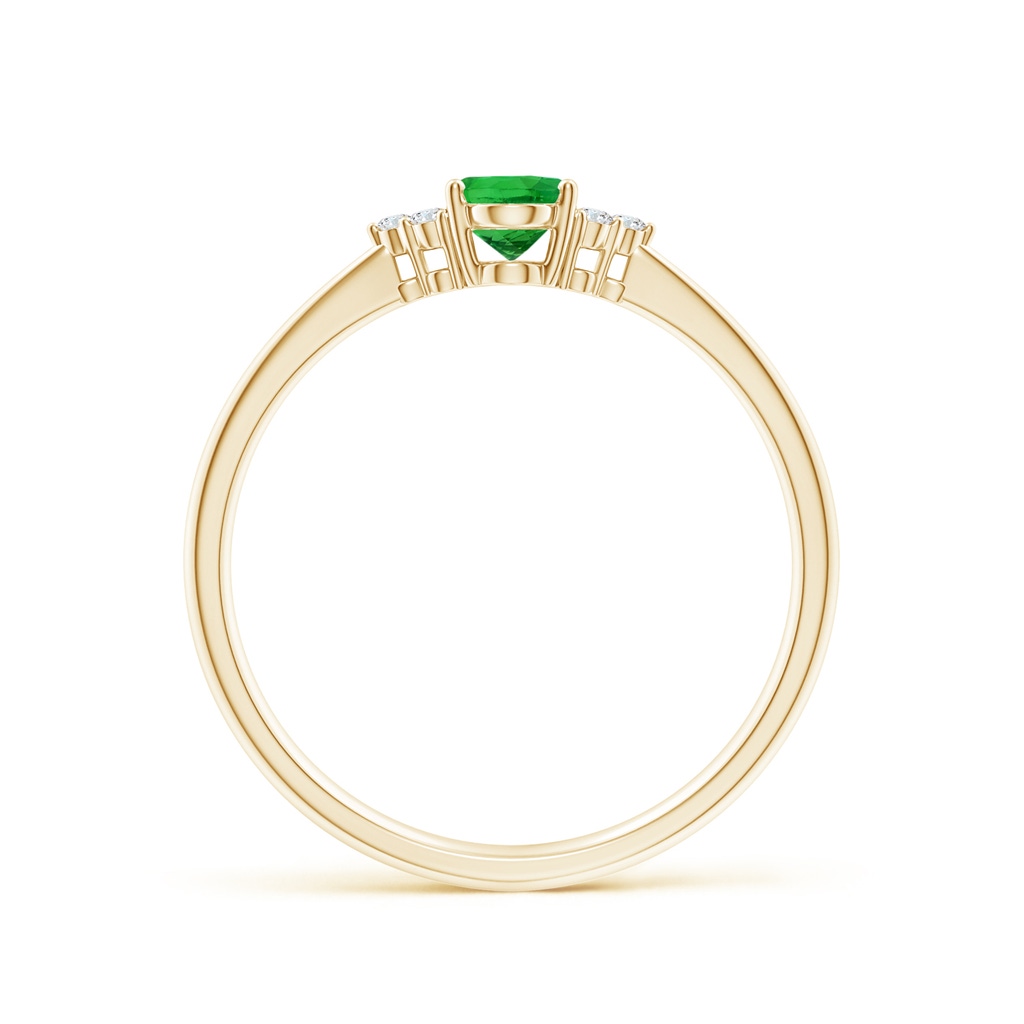 6x4mm AAAA Tapered Shank Oval Tsavorite Ring with Trio Diamond Accent in Yellow Gold - side 199