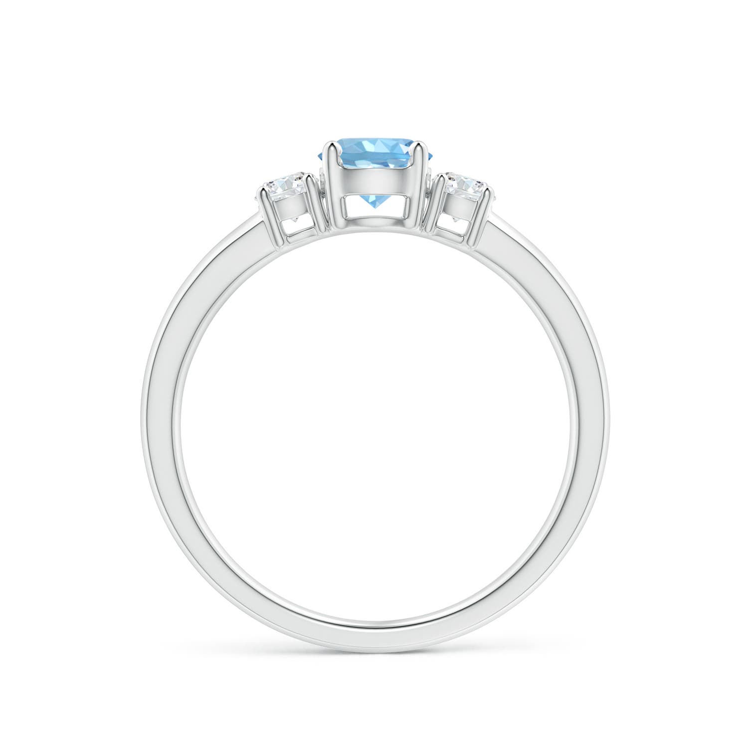 AAAA - Aquamarine / 0.61 CT / 14 KT White Gold