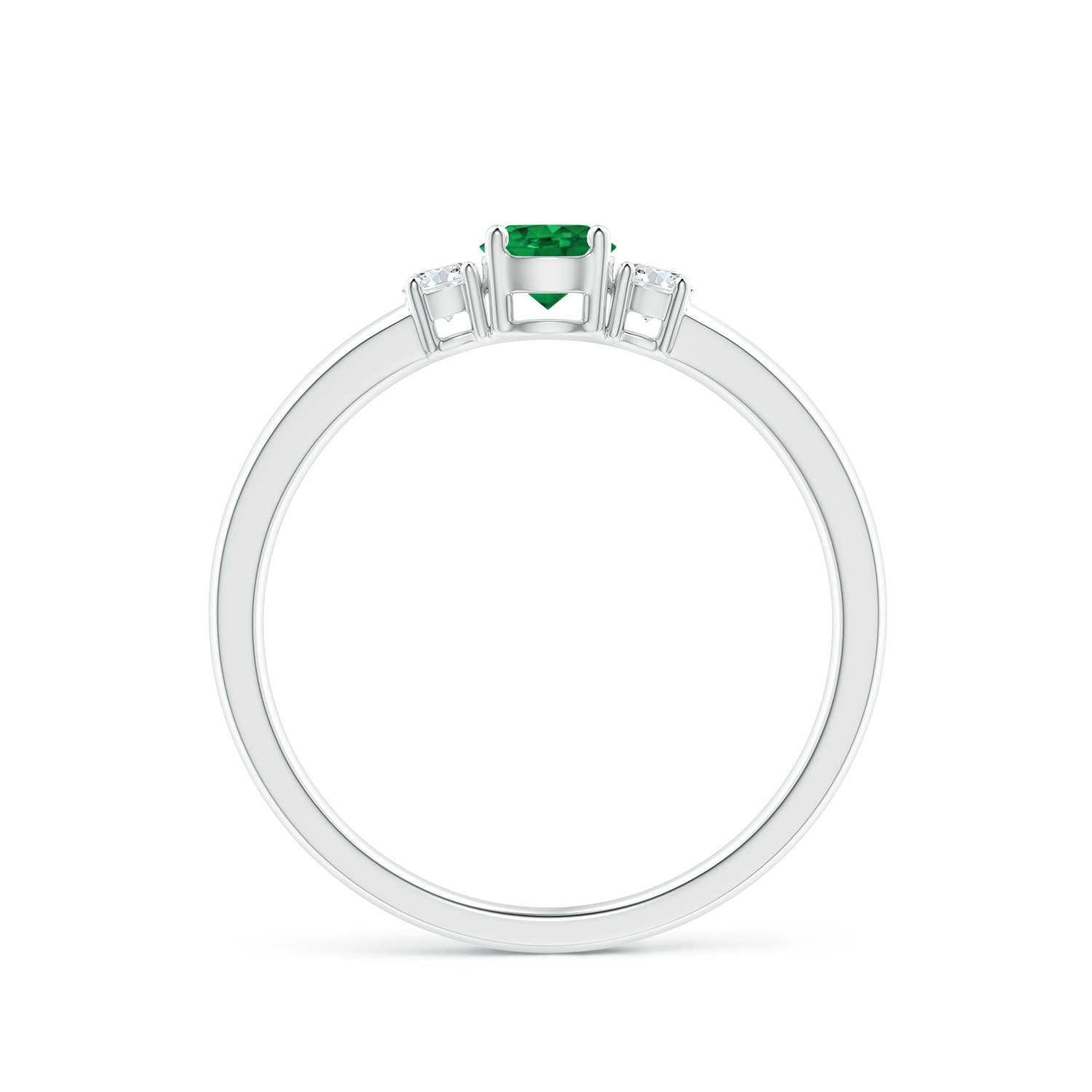 AAA - Emerald / 0.38 CT / 14 KT White Gold