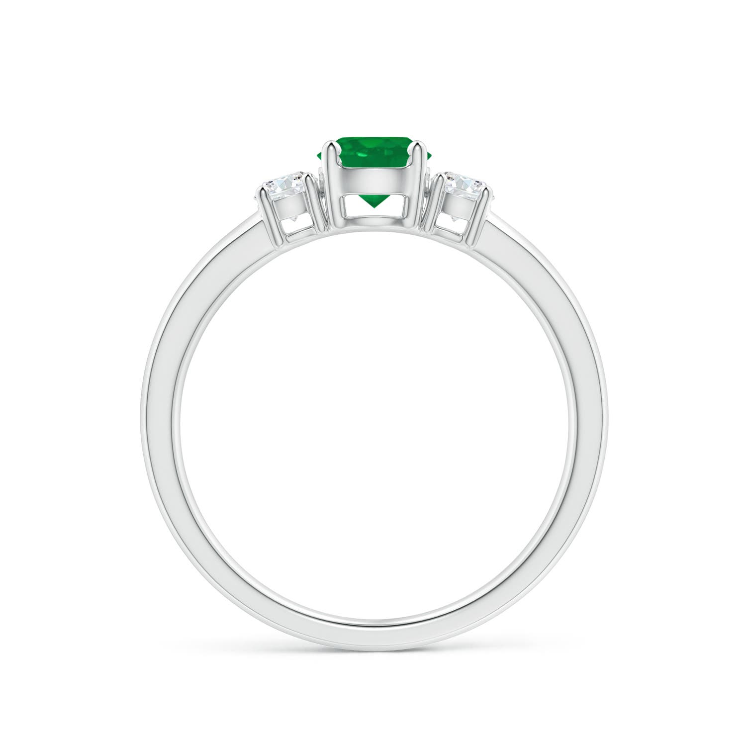 AA - Emerald / 0.66 CT / 14 KT White Gold