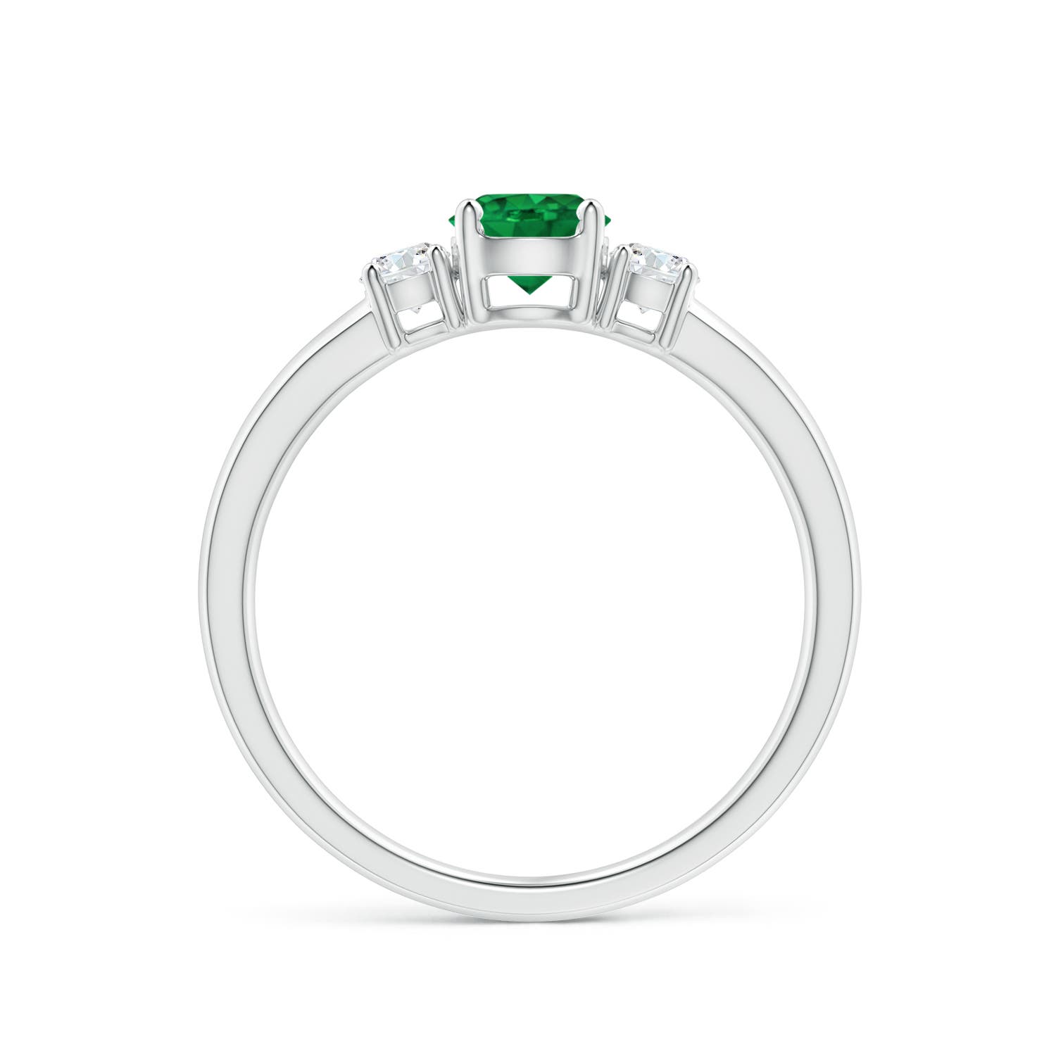 AAA - Emerald / 0.66 CT / 14 KT White Gold