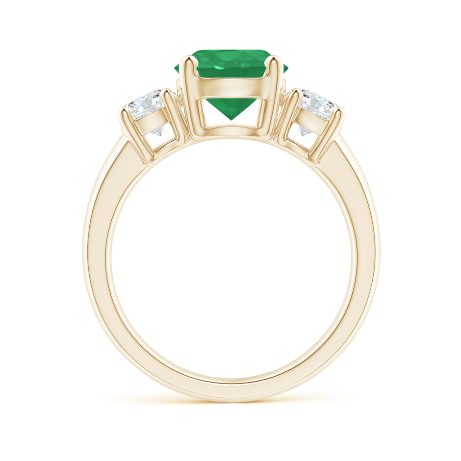 8mm A Classic Emerald and Diamond Three Stone Engagement Ring in Yellow Gold side 199
