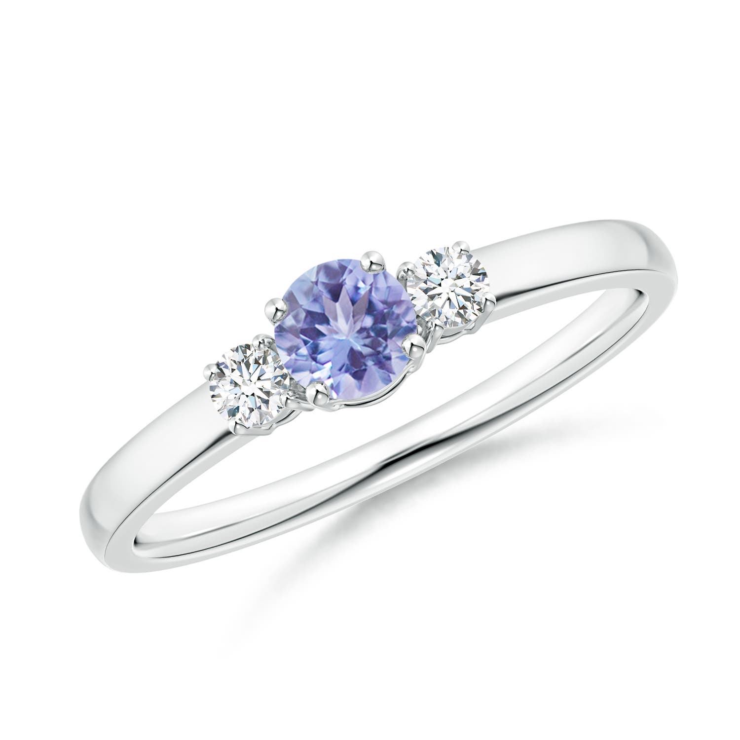 AA - Tanzanite / 0.39 CT / 14 KT White Gold