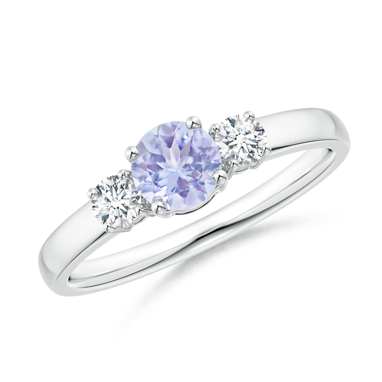 A - Tanzanite / 0.71 CT / 14 KT White Gold