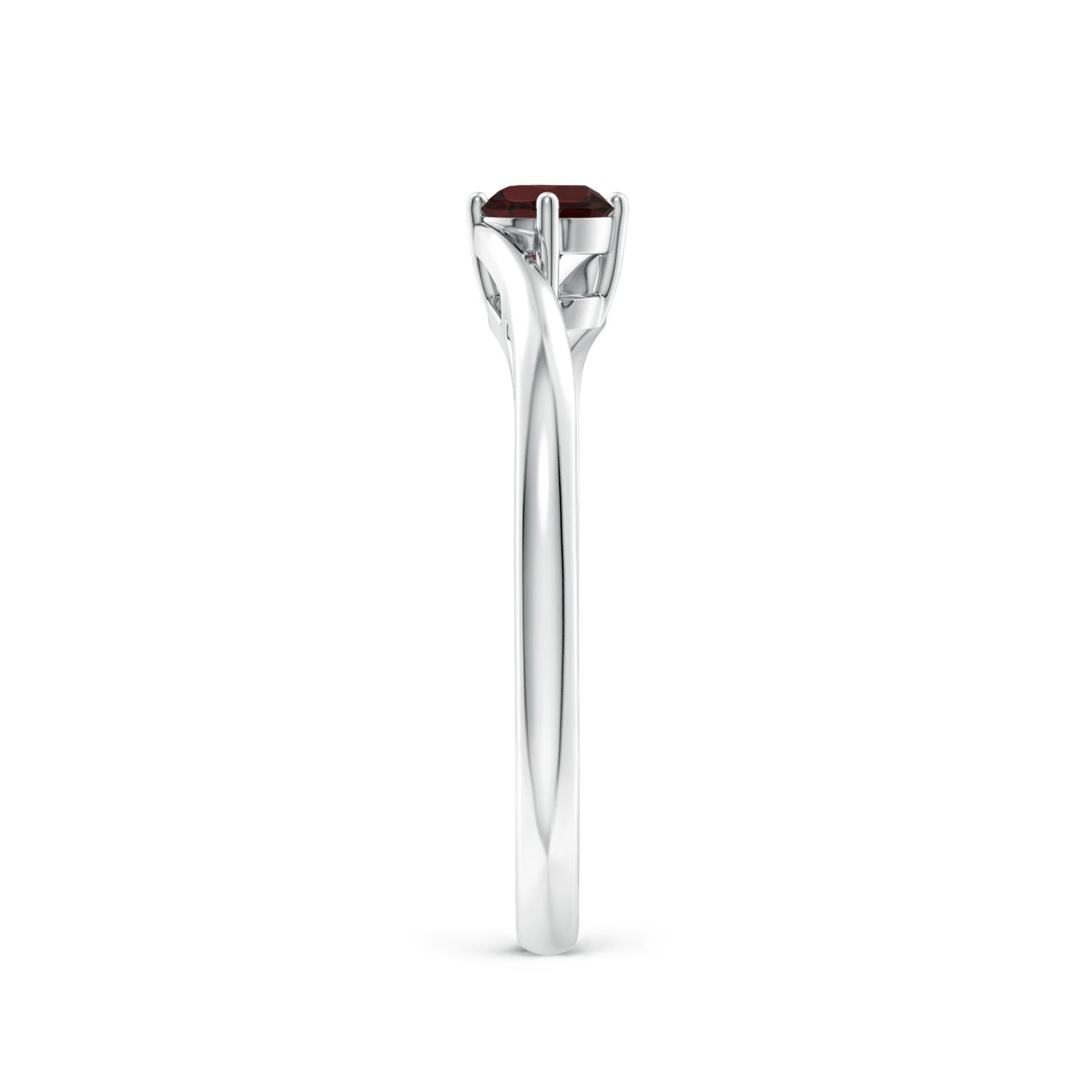 A - Garnet / 0.33 CT / 14 KT White Gold