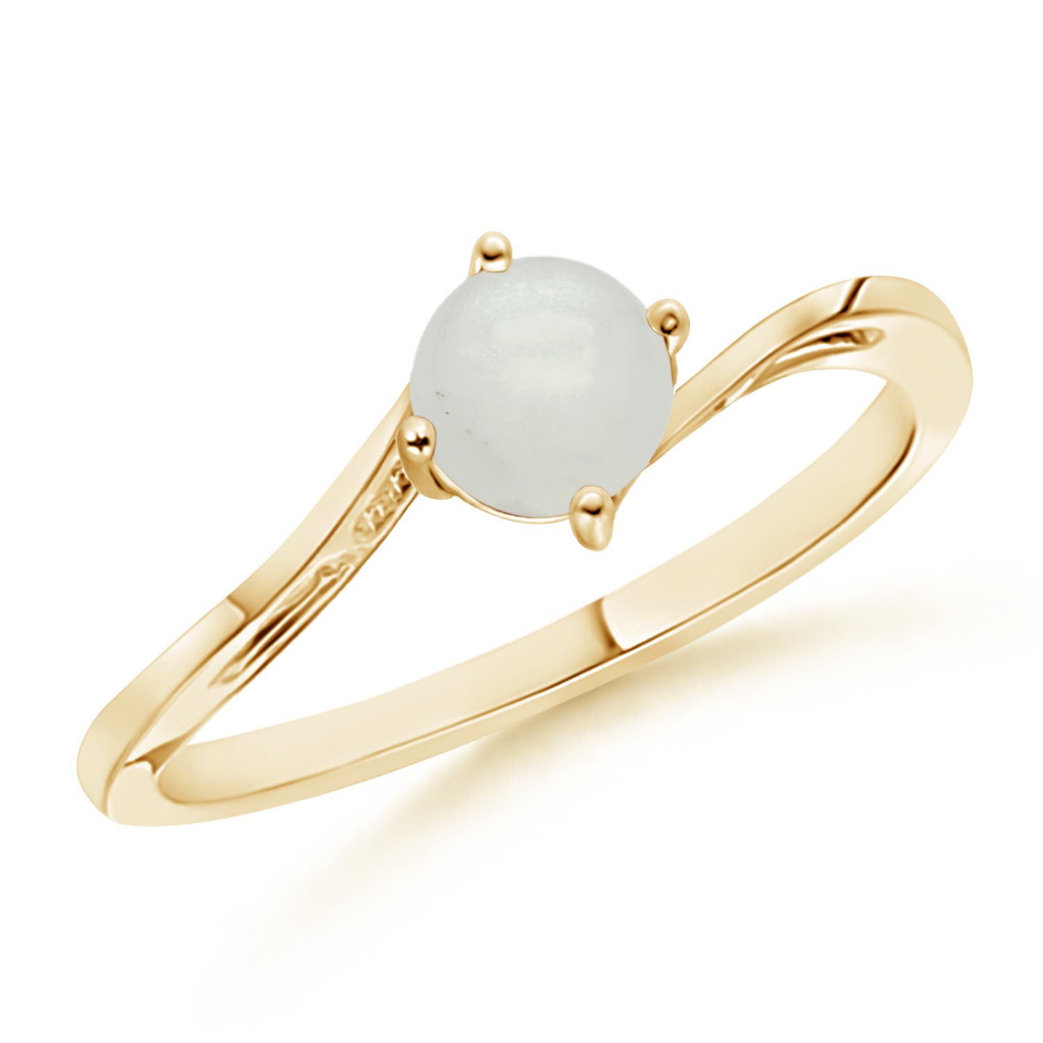 A - Moonstone / 0.45 CT / 14 KT Yellow Gold