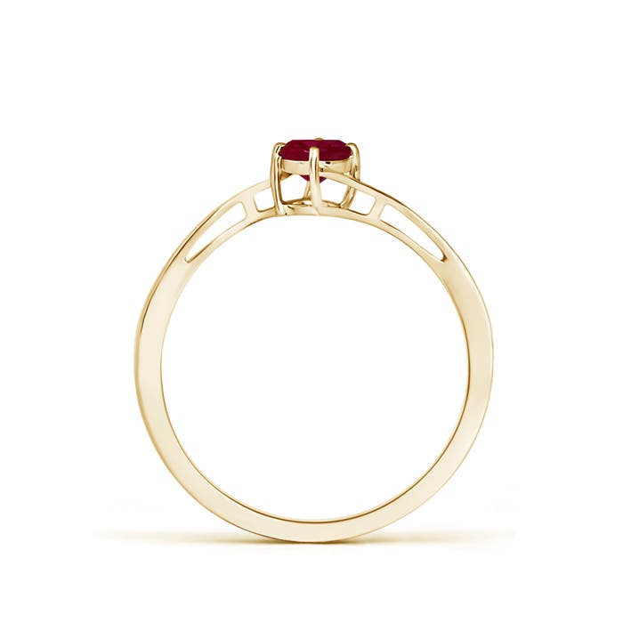 A - Ruby / 0.34 CT / 14 KT Yellow Gold