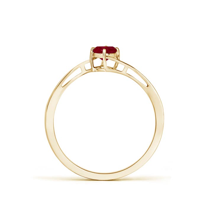 AA - Ruby / 0.34 CT / 14 KT Yellow Gold