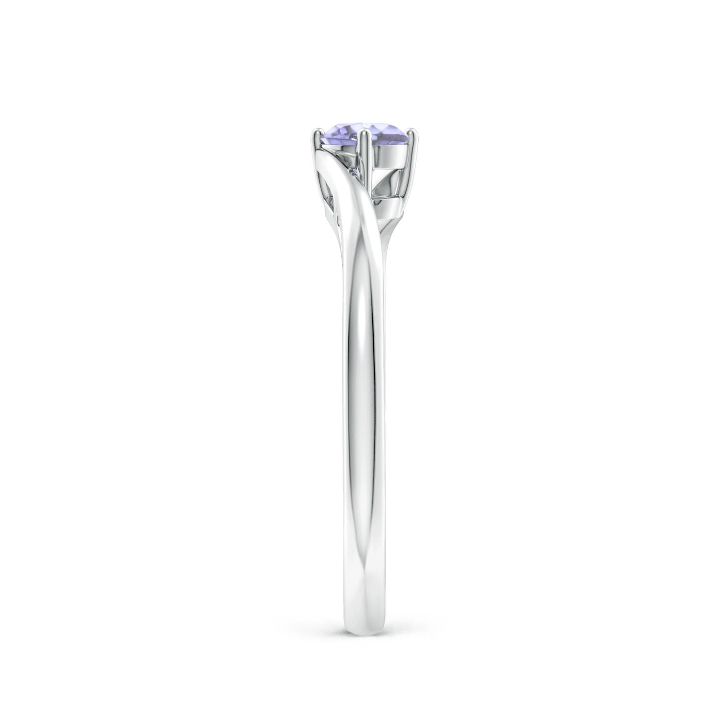 A - Tanzanite / 0.25 CT / 14 KT White Gold