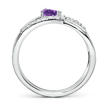 AA - Amethyst / 0.38 CT / 14 KT White Gold