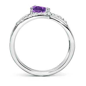 AA - Amethyst / 0.55 CT / 14 KT White Gold